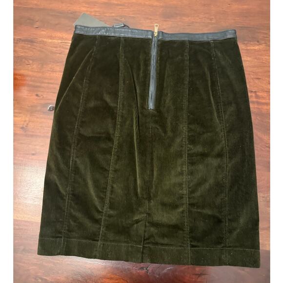 NWT Burberry Dark Khaki green corduroy / leather Straight skirt size 14 US - Picture 2 of 10